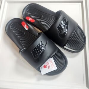 NIKE WOMEN ENHANCED COMFORT SANDAL SIZE 9 MEN SIZE 7